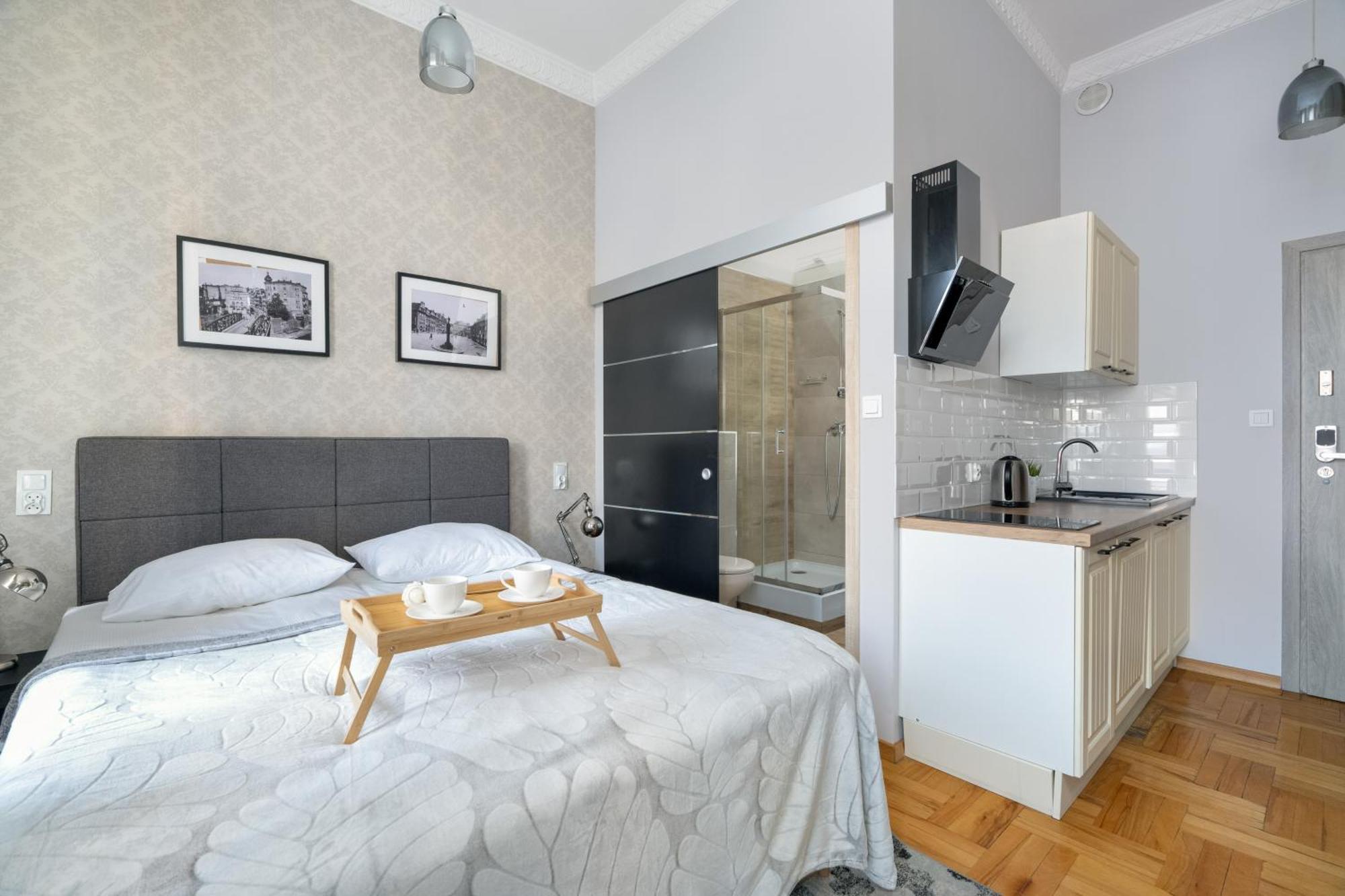 Przytulne Studia Very Berry W Poznaniu Blisko Parku By Noclegi Renters Exteriör bild