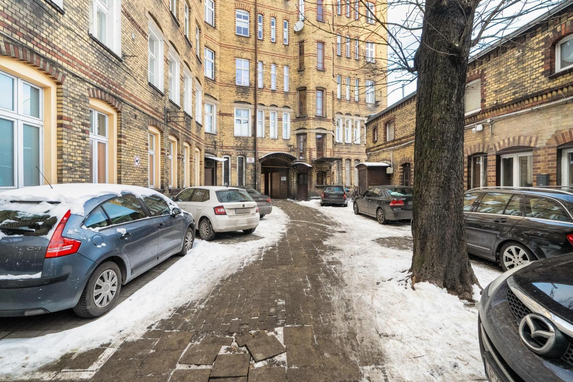 Przytulne Studia Very Berry W Poznaniu Blisko Parku By Noclegi Renters Exteriör bild