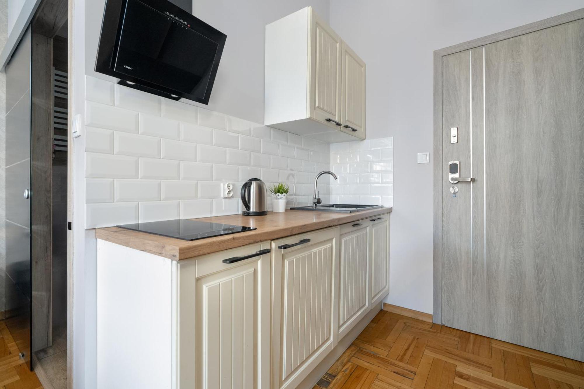 Przytulne Studia Very Berry W Poznaniu Blisko Parku By Noclegi Renters Exteriör bild
