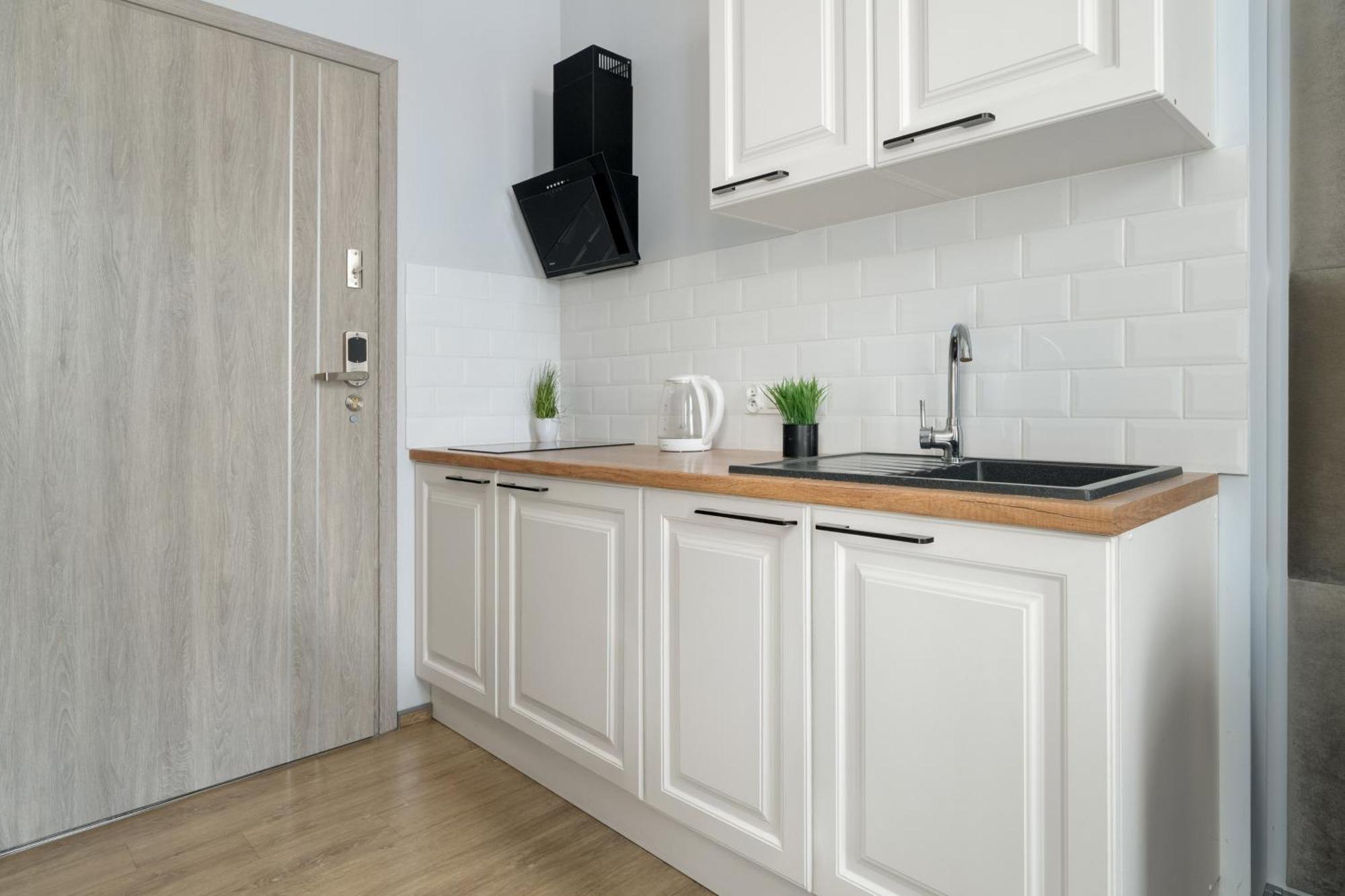 Przytulne Studia Very Berry W Poznaniu Blisko Parku By Noclegi Renters Exteriör bild